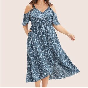 - BloomChic Floral Cold‑Shoulder Midi Dress 3X (22-24) NWT Blue & White Print